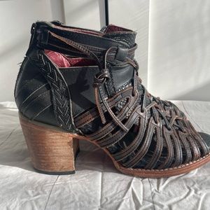 FREEBIRD WAZZEE (fits like a 9)